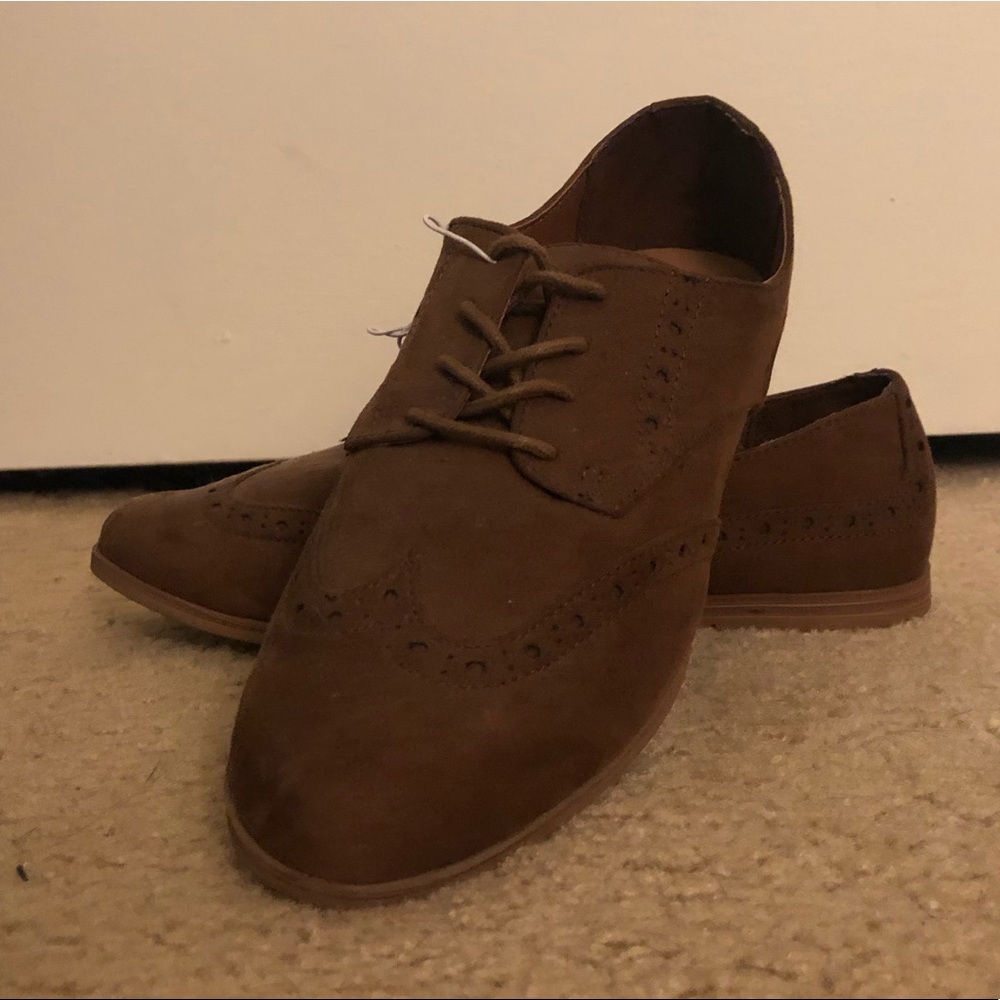 Oxford shoes